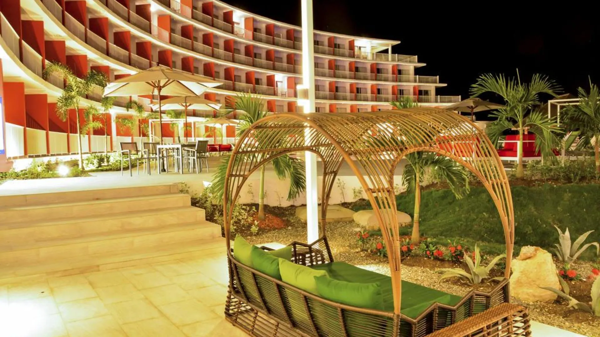 Grand Decameron Montego Beach, A Trademark All-Inclusive Resort Montego Bay 3*,  Jamaica
