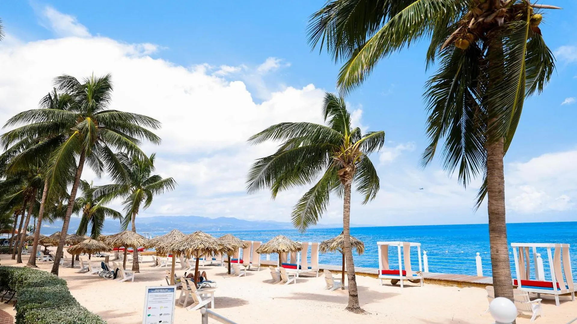 Grand Decameron Montego Beach, A Trademark All-Inclusive Resort Montego Bay