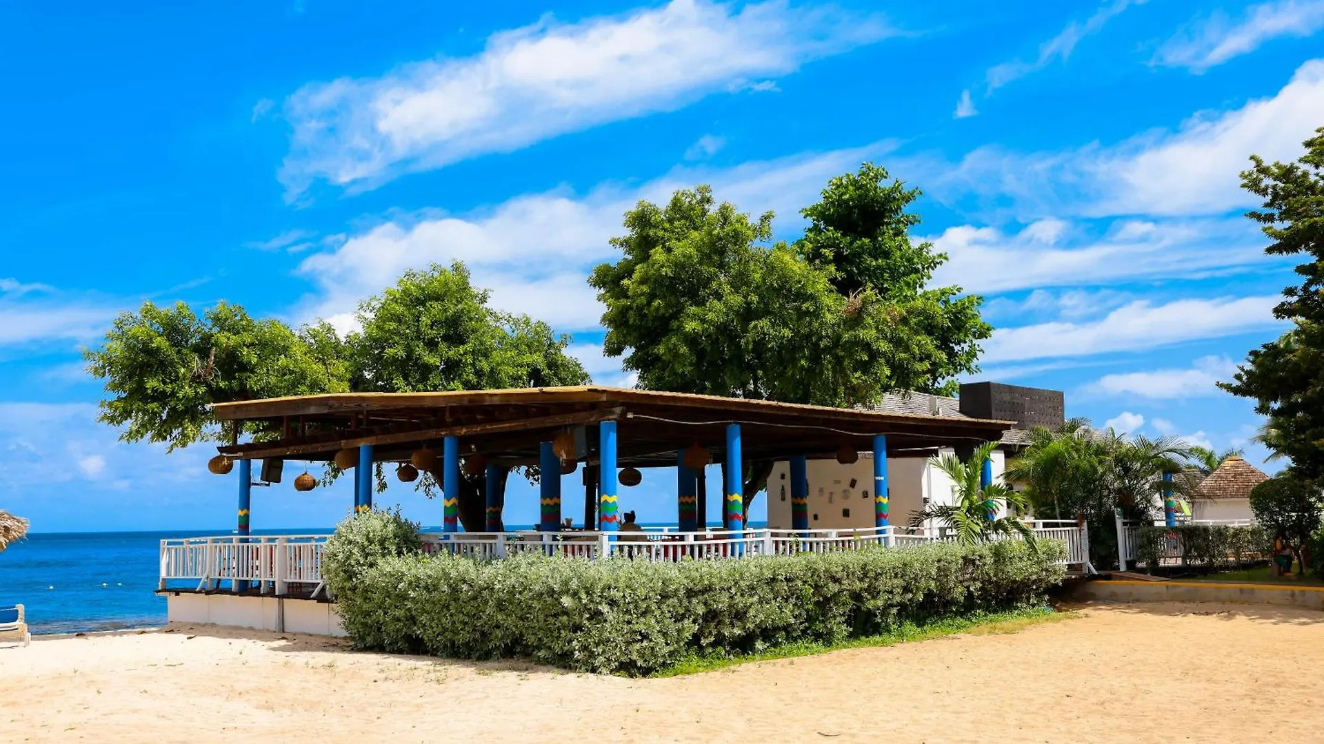 Grand Decameron Montego Beach, A Trademark All-Inclusive Resort Montego Bay