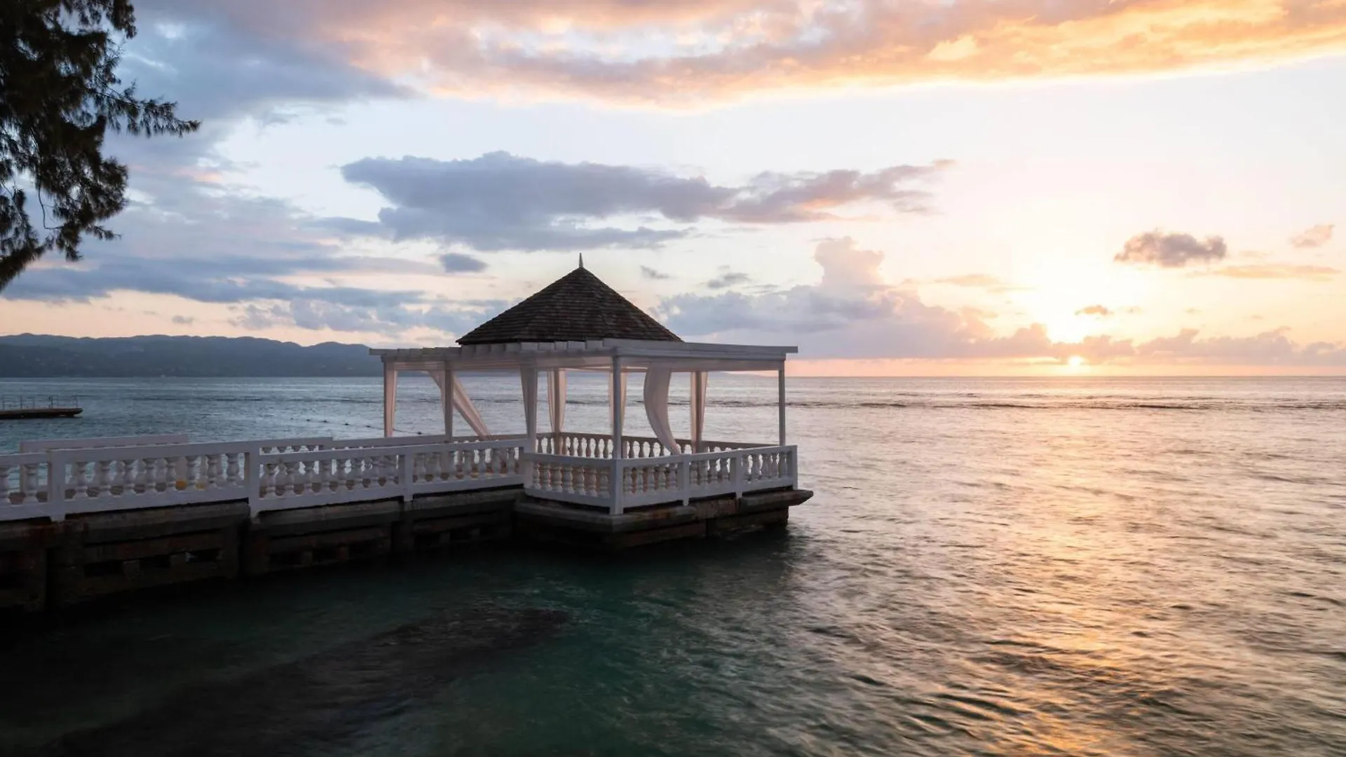 ***  Grand Decameron Montego Beach, A Trademark All-Inclusive Resort Montego Bay Jamaica